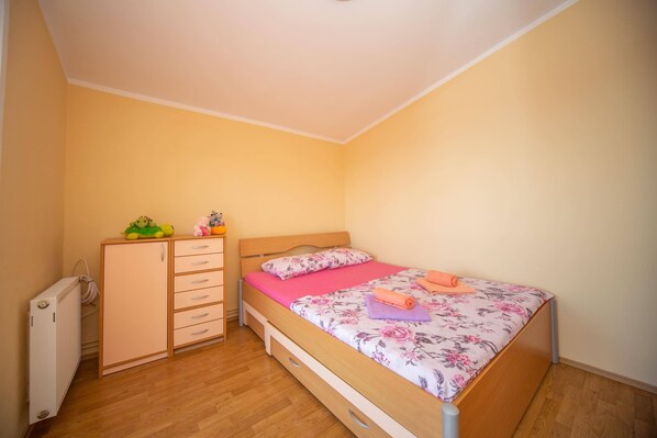 2 bedrooms, free WiFi