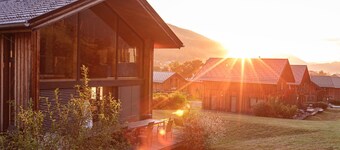 Chalet # 4b with 3 Bedrooms, sauna & whirlpool