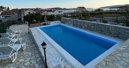 Villa Marta II beautiful house in center of old city with gorgeous pool