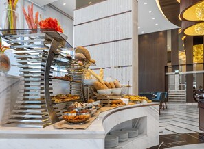Daily buffet breakfast for a fee