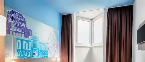 Quarto duplo | Roupas de cama antialérgicas, escrivaninha, quartos à prova de som