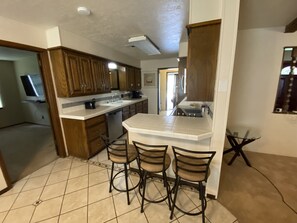 Fridge, microwave, oven, stovetop - Dottie and Joe's Gorgeous Family Friendly Home (Duncan)