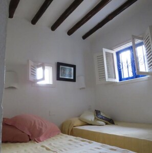 1 quarto, ferros/tábuas de passar roupa, Wi-Fi de cortesia