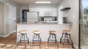 Townhome, 4 Bedrooms, Resort View | Private kitchen