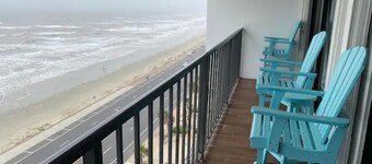 Ocean View Pent House Suite! Enjoy the view!