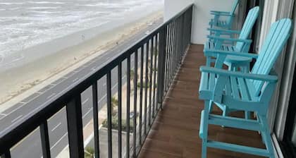 Ocean View Pent House Suite! Enjoy the view!