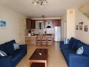 Living area - Seaside Living (Glifada)