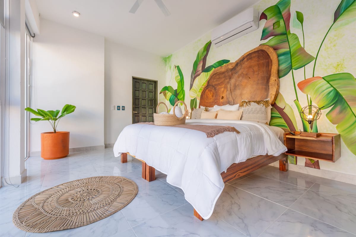 Estudio clásico | Minibar, caja de seguridad en la habitación y escritorio