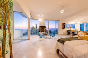 Minibar, in-room safe, desk, laptop workspace - Casa Blanca (Puerto Vallarta)