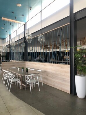 Restaurant - The Blyde Crystal Lagoon Paradise (Pretoria)