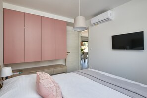 2 bedrooms, iron/ironing board, Internet, bed sheets - Irena Apartments - Two Bedroom Apartment with Balcony (Cavtat)