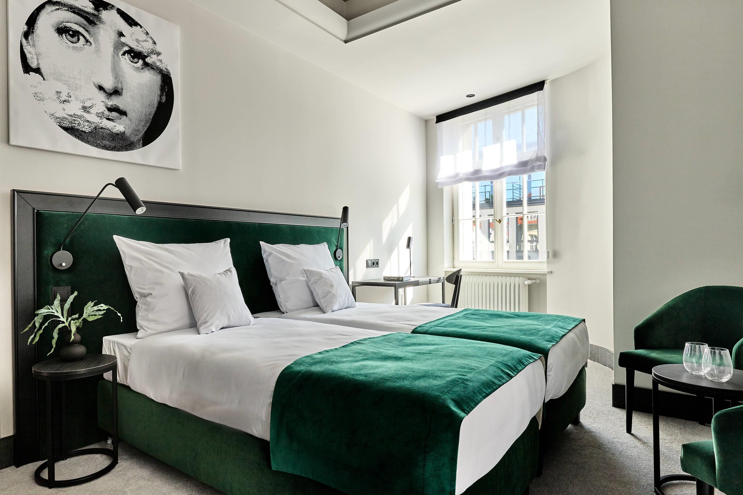 Room, 2 Twin Beds, Accessible, Non Smoking | In-room safe, desk, laptop workspace, WiFi (free)