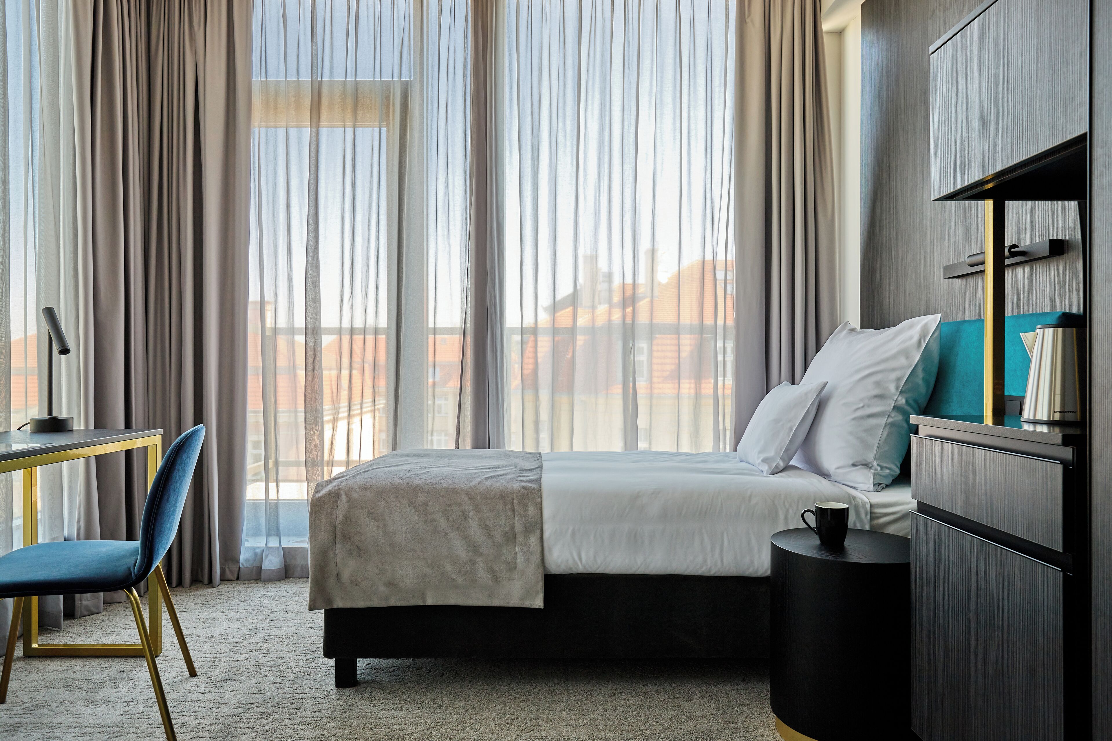 Deluxe Room, 1 Twin Bed, Non Smoking | In-room safe, desk, laptop workspace, free WiFi