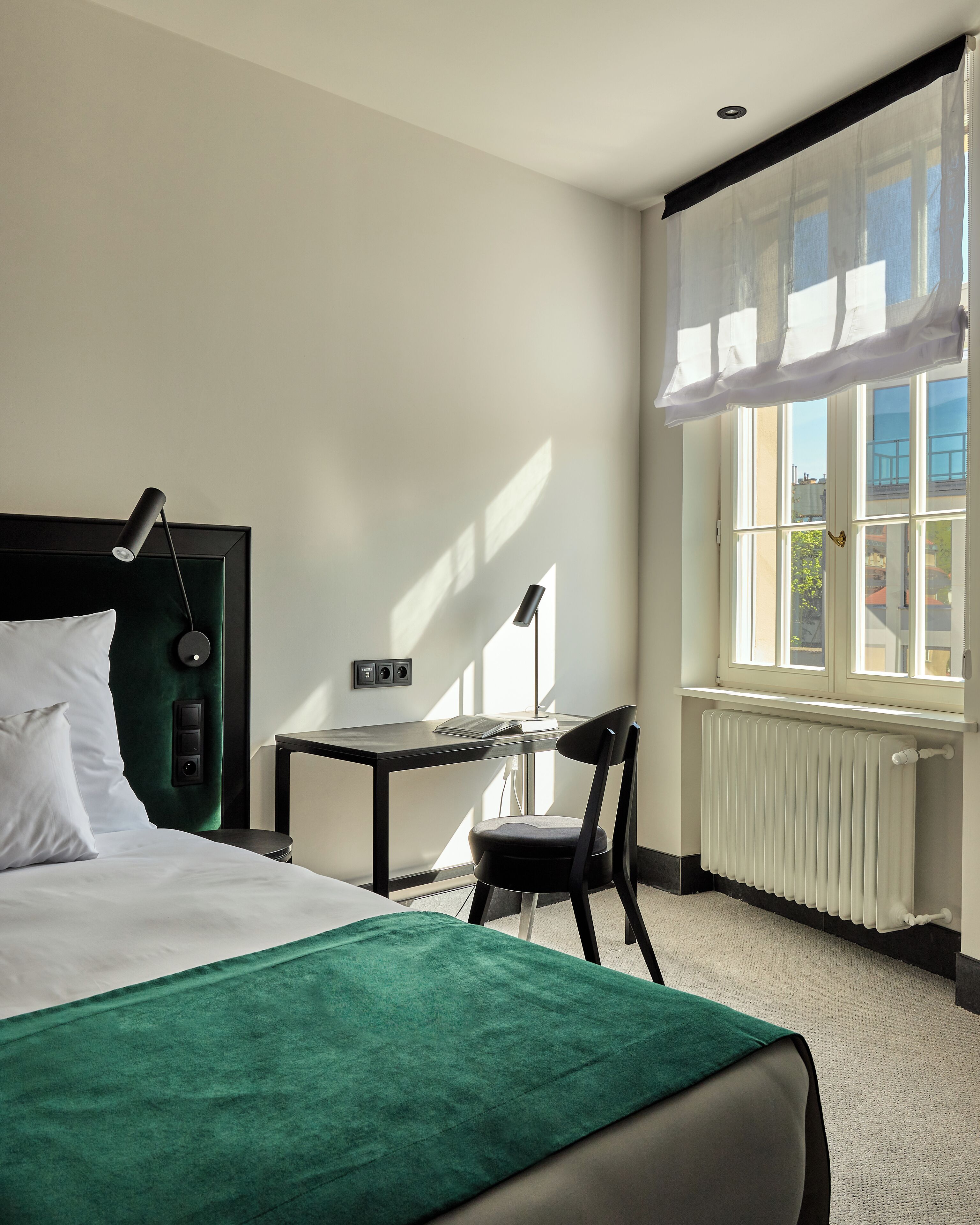 Superior Room, 1 Twin Bed, Non Smoking | In-room safe, desk, laptop workspace, free WiFi