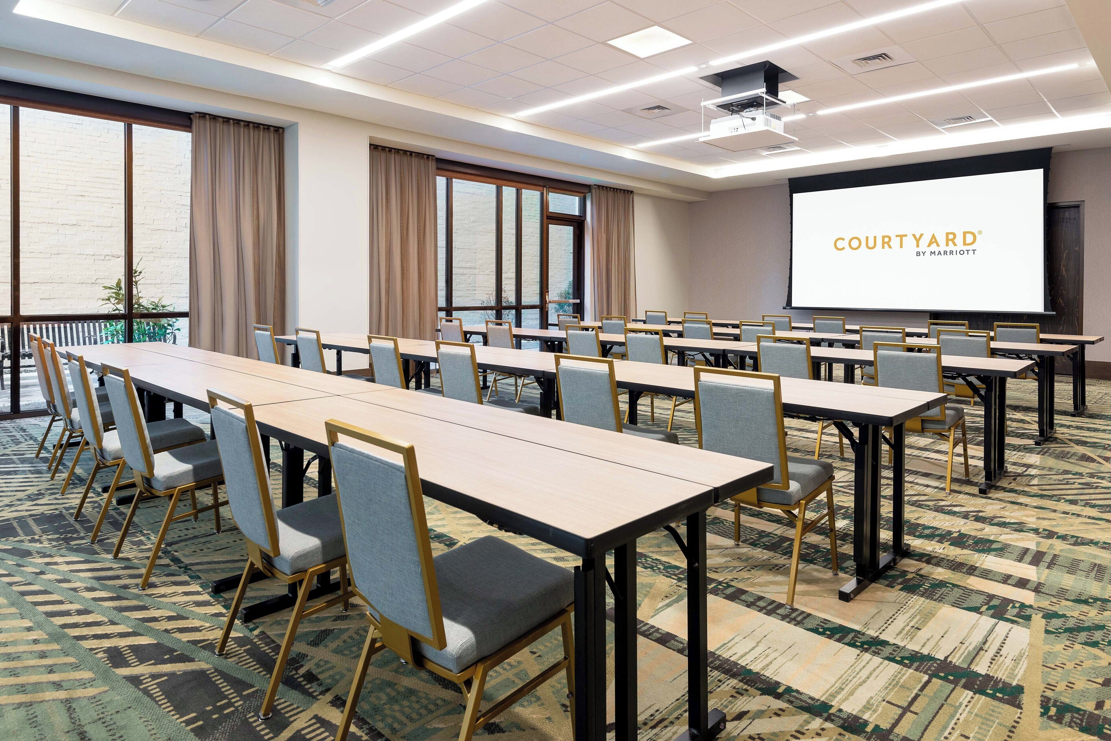 Foto - Courtyard by Marriott Atlanta Midtown