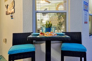 Dining - Luxe Windsor Hills 5BR/5BA w/Poolside Theatre & Game Room! (Kissimmee)