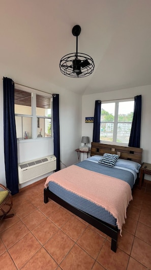 3 chambres, fer et planche Ă repasser, Wi-Fi gratuit, draps fournis