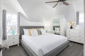 3 bedrooms, desk, iron/ironing board, WiFi