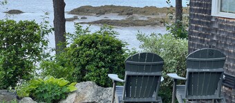 Spectacular Waterfront Cottage: Charming Getaway on The Sheepscot River