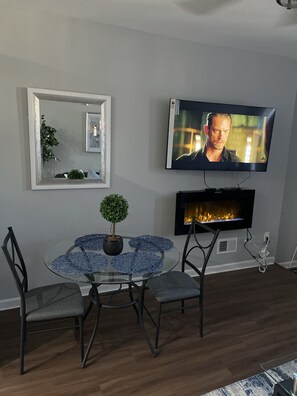 Dining - Welcome to this wonderful 3 Br 3 bath townhouse (Baltimore)