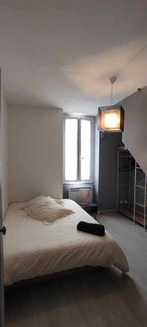 3 Schlafzimmer, Bügeleisen/Bügelbrett, Reisekinderbett, kostenloses WLAN