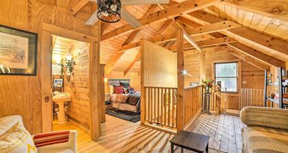 Quiet Cabin Retreat on 30 Acres Near Kentucky Lake