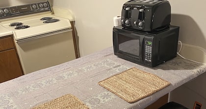 Cozy Huntsville studio apartment