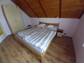 3 bedrooms, Internet