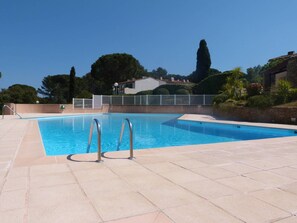 Pool - Mazet for 6 people in a domain with pool and tennis court in Cogolin (COGOLIN)