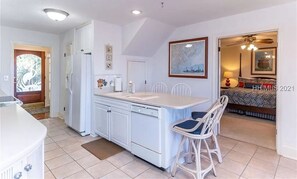 4 dormitoris, planxa i posts de planxar, wifi gratuïta i roba de llit