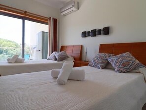 2 habitaciones, tabla de planchar con plancha, internet y ropa de cama 