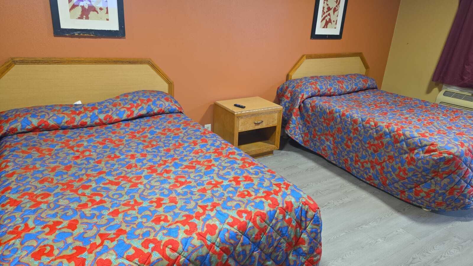 In-room safe, free WiFi, bed sheets