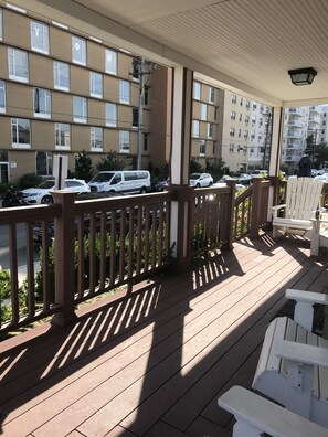 Terrace/patio - Oceanview Apt - Steps to the Beach! (Long Beach)