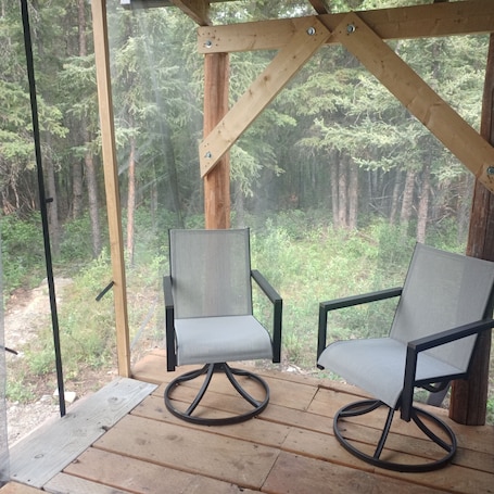 テラス / パティオ. Secluded Camper on 5 private acres w/ hot shower