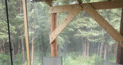 Secluded Camper on 5 private acres w/ hot shower