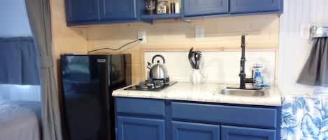1 habitación y ropa de cama