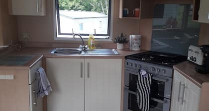 3-Bedroom caravan at Thorness bay