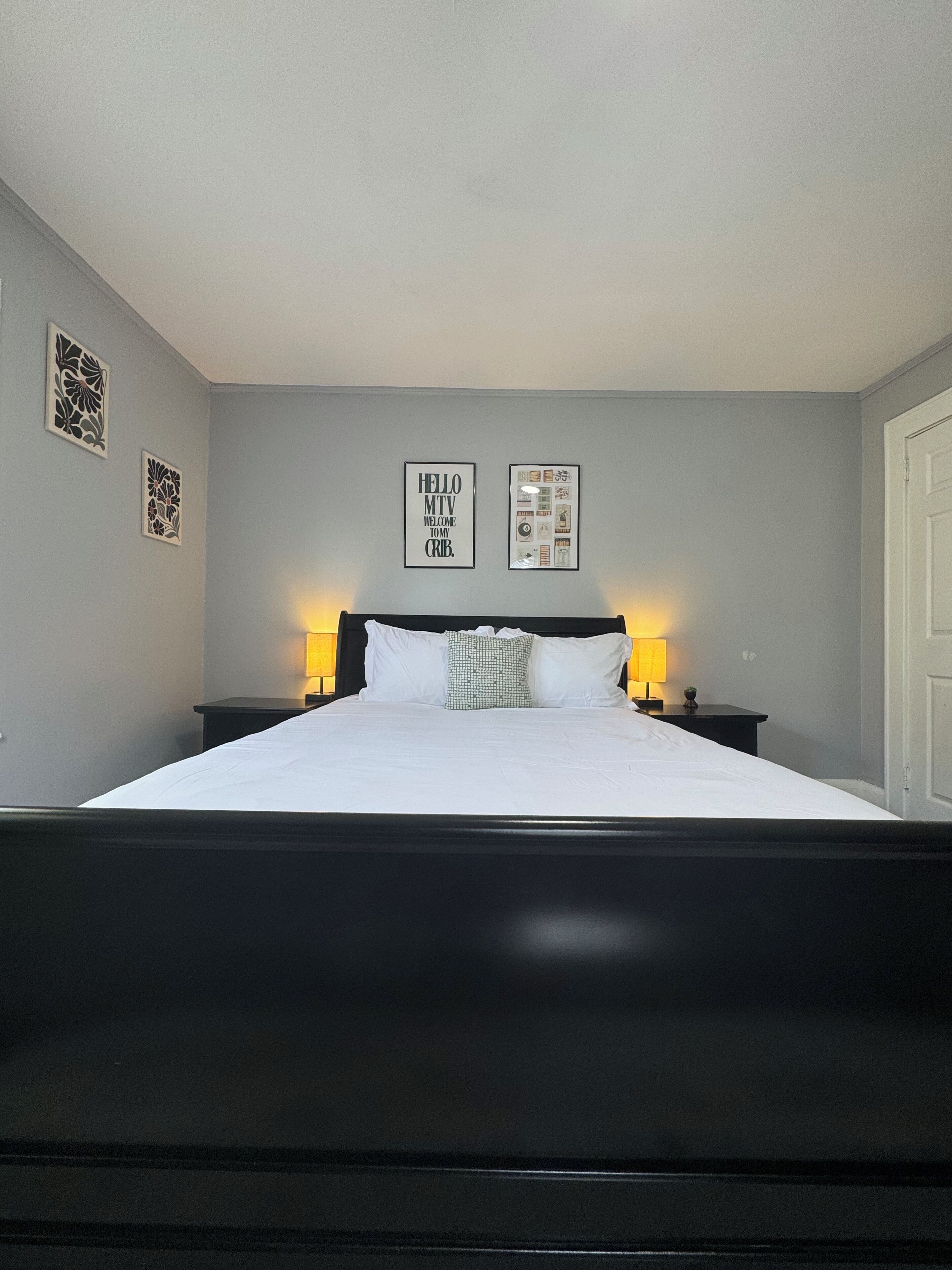 3 bedrooms, desk, iron/ironing board, WiFi