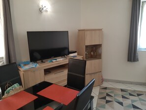 Unclassified image, 2 of 17, button - Vacation rental 2 rooms in the sun at 21km from the beaches (Grasse)