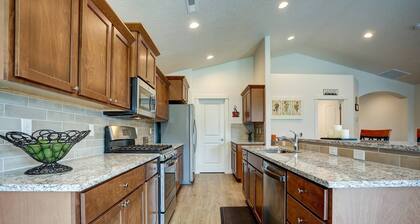 Fantastic Family Friendly Home w/ Moutain View, Huge Fenced yard, Private Backyard and Patio, A/