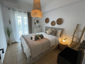 3 makuuhuonetta, silitysrauta/-lauta, ilmainen Wi-Fi, vuodevaatteet