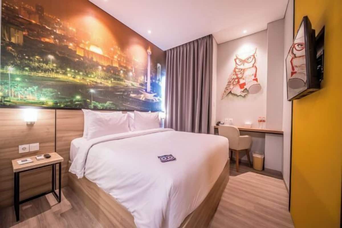 Bureau, Wi-Fi gratuit, draps fournis