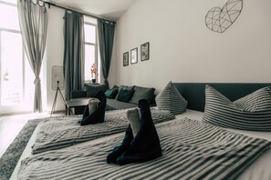 1 chambre, lit parapluie, Wi-Fi, draps fournis