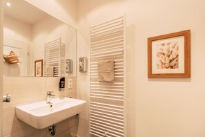 未分类图片，第 4 张，共 15 张，按钮