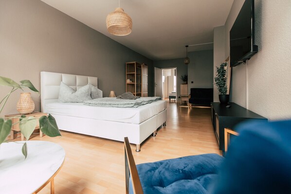 2 bedrooms, travel crib, WiFi, bed sheets