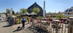 Buiten dineren