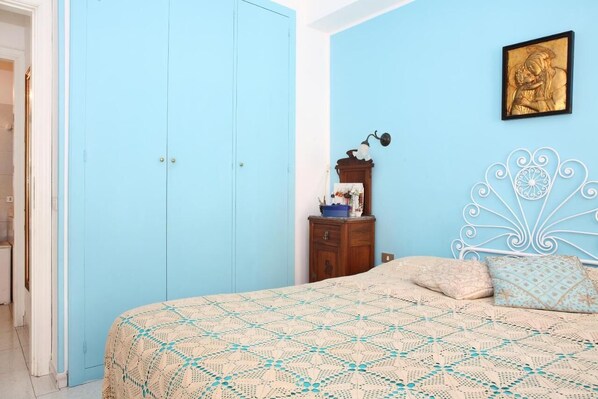 4 camere, Wi-Fi gratuito