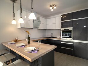 Apartment (Two bedroom apartment with balcony) | Private kitchen