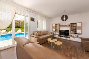 Villa | Living room