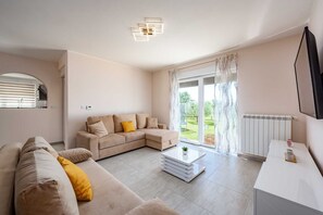 Living room - House Nicol (Porec)